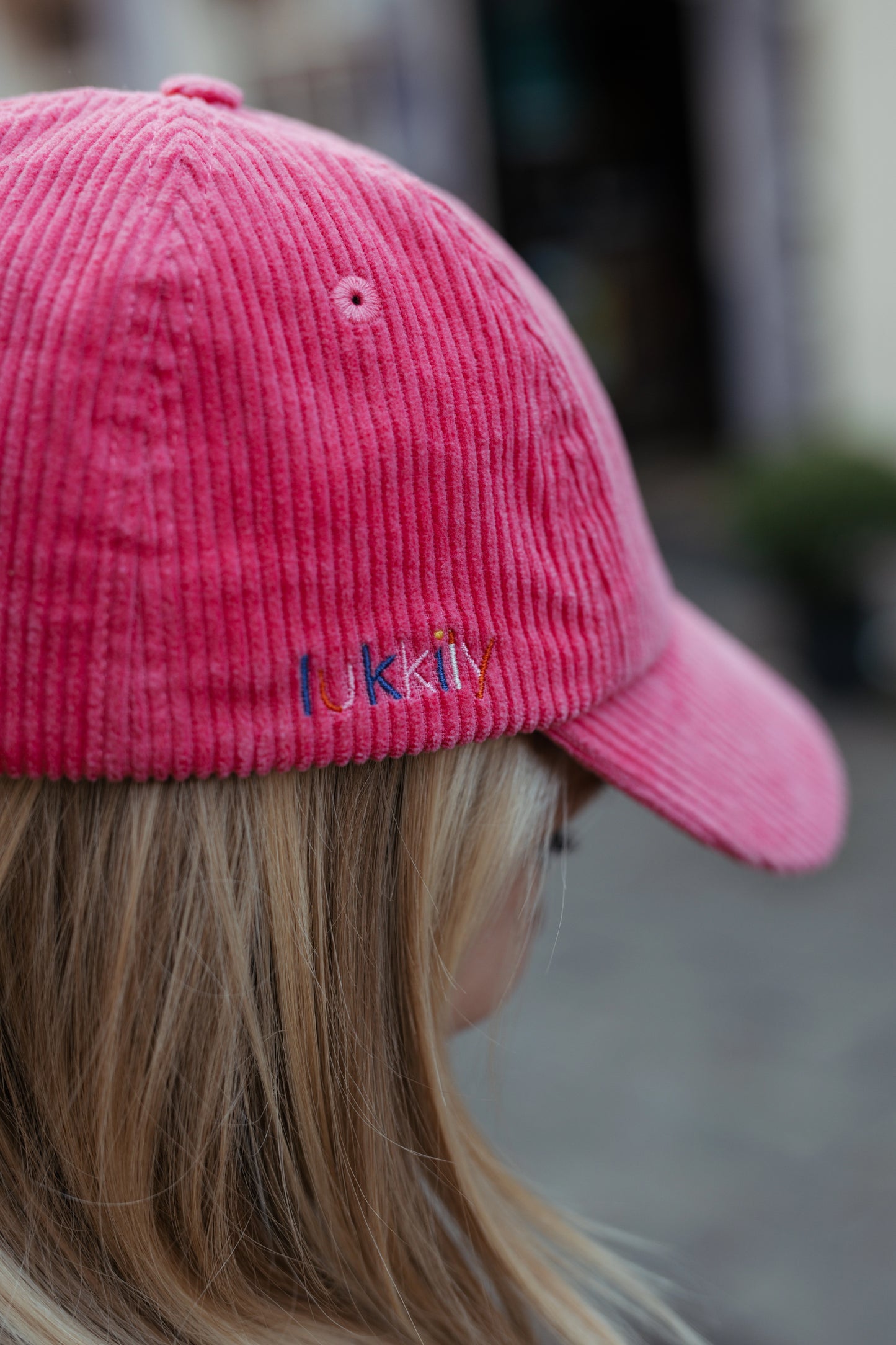 Preorder Februar Cap Cord Pink