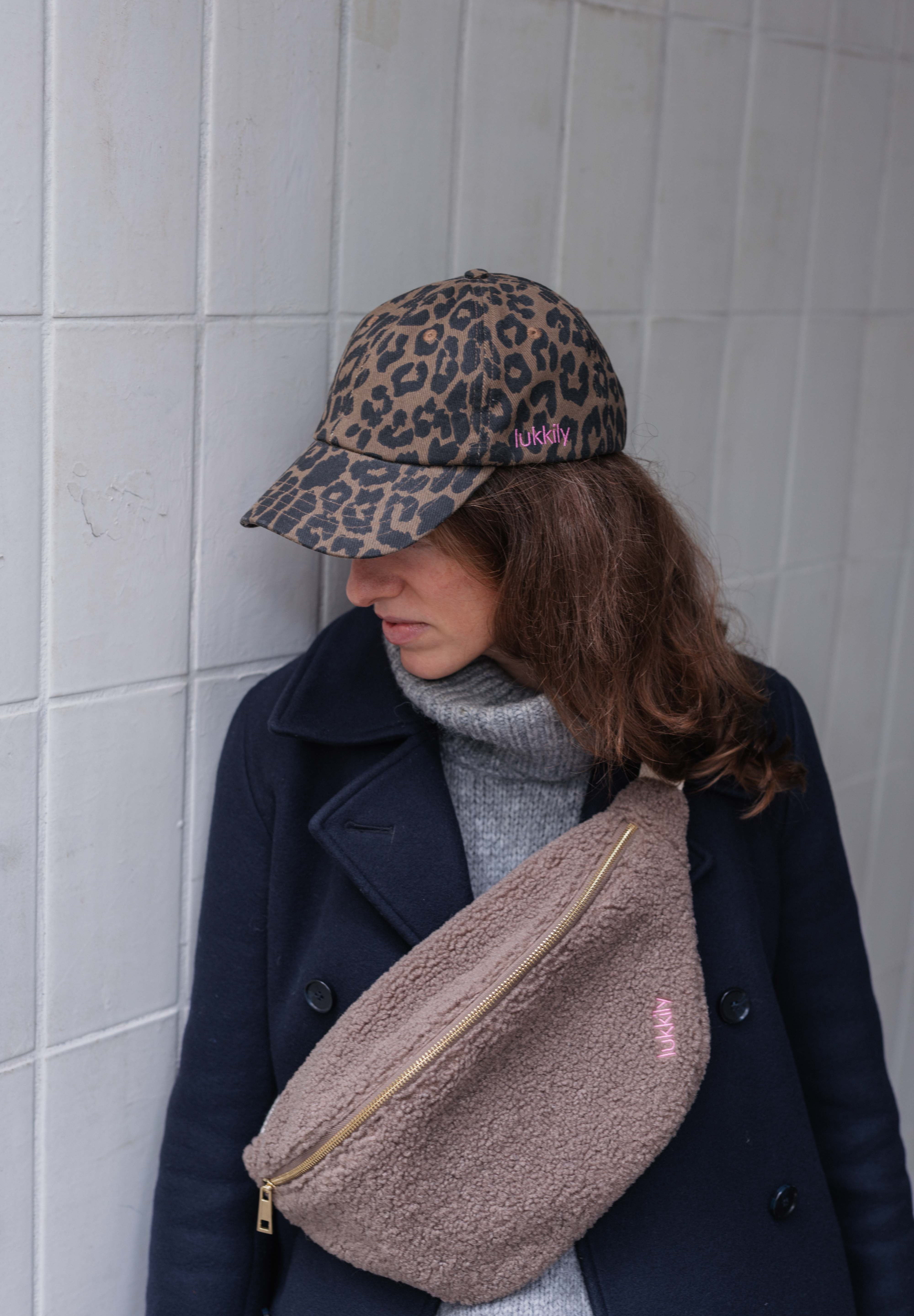 Belt Bag Big Teddy stone