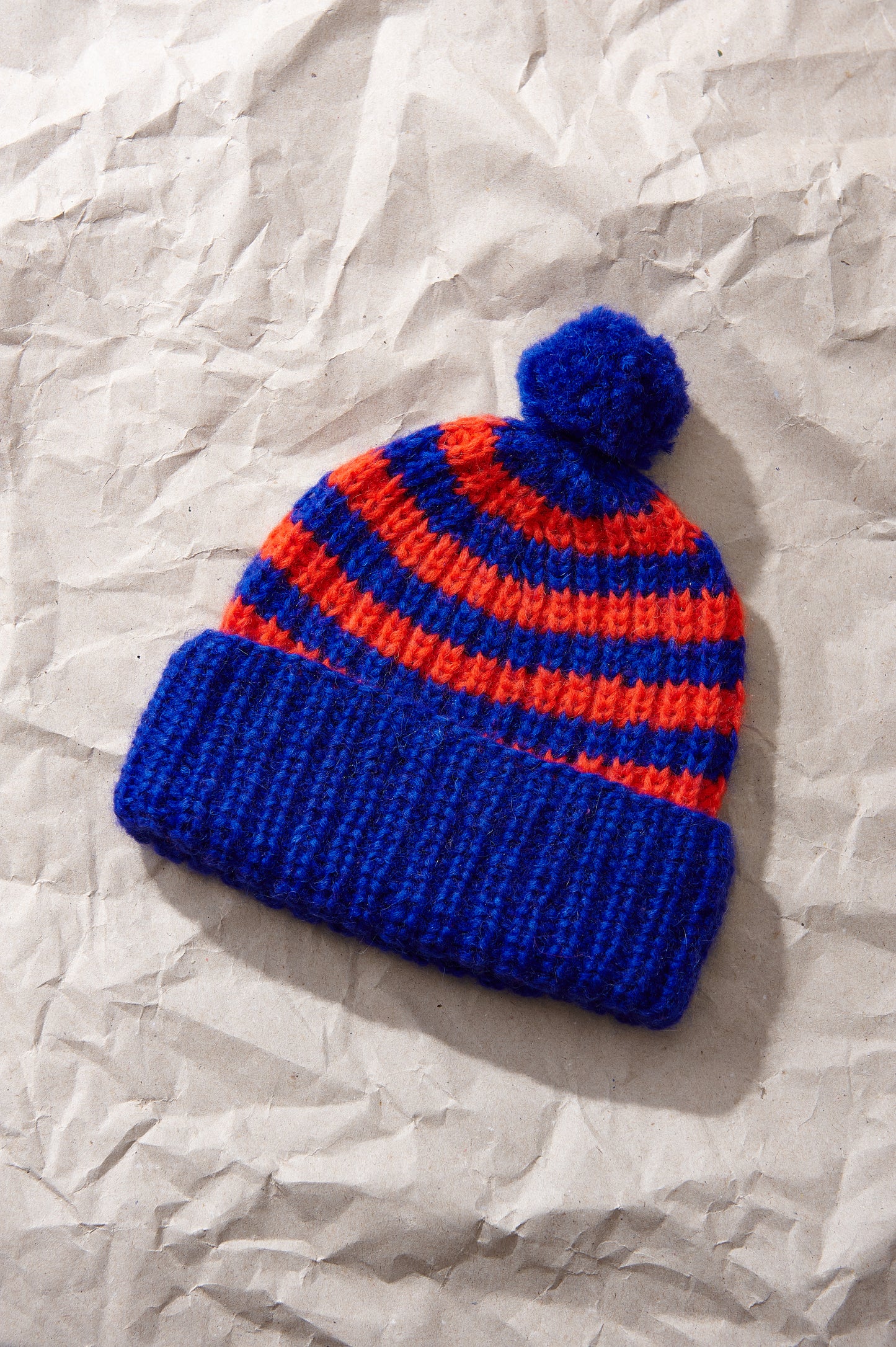 Hat COBALT CORAL blue pompom