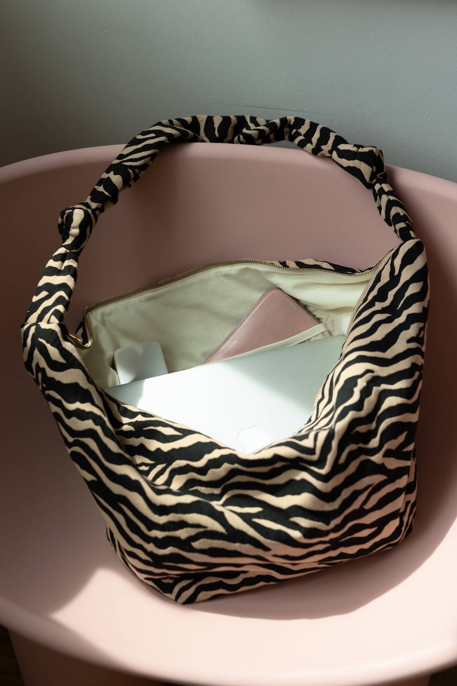 Lukkily Bag #1 Zebra creme/black