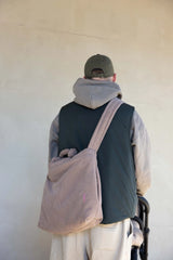 Unisex Cord Wickeltasche in Sand von Lukkily als stylische Mom Bag oder Dad Bag für den Alltag mit Baby 