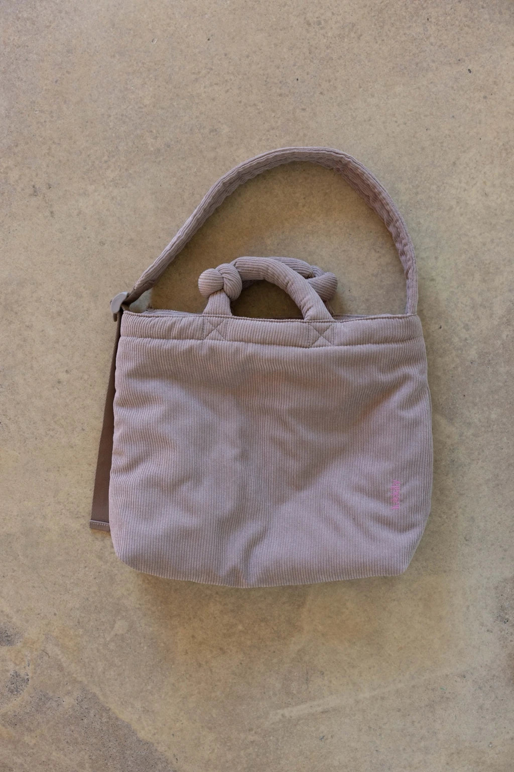 Lukkily Cord Tote Bag in Sand mit Knotengriffen und verstellbarem Schultergurt - moderne Everyday Bag